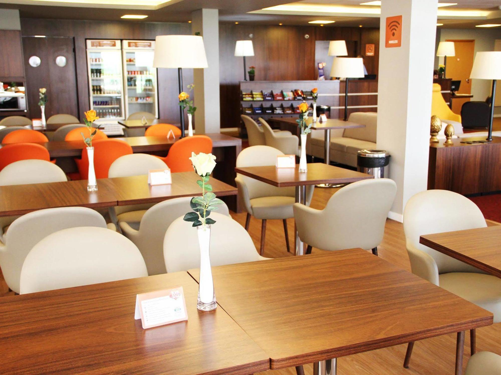 Hotel 10 Joinville Buitenkant foto